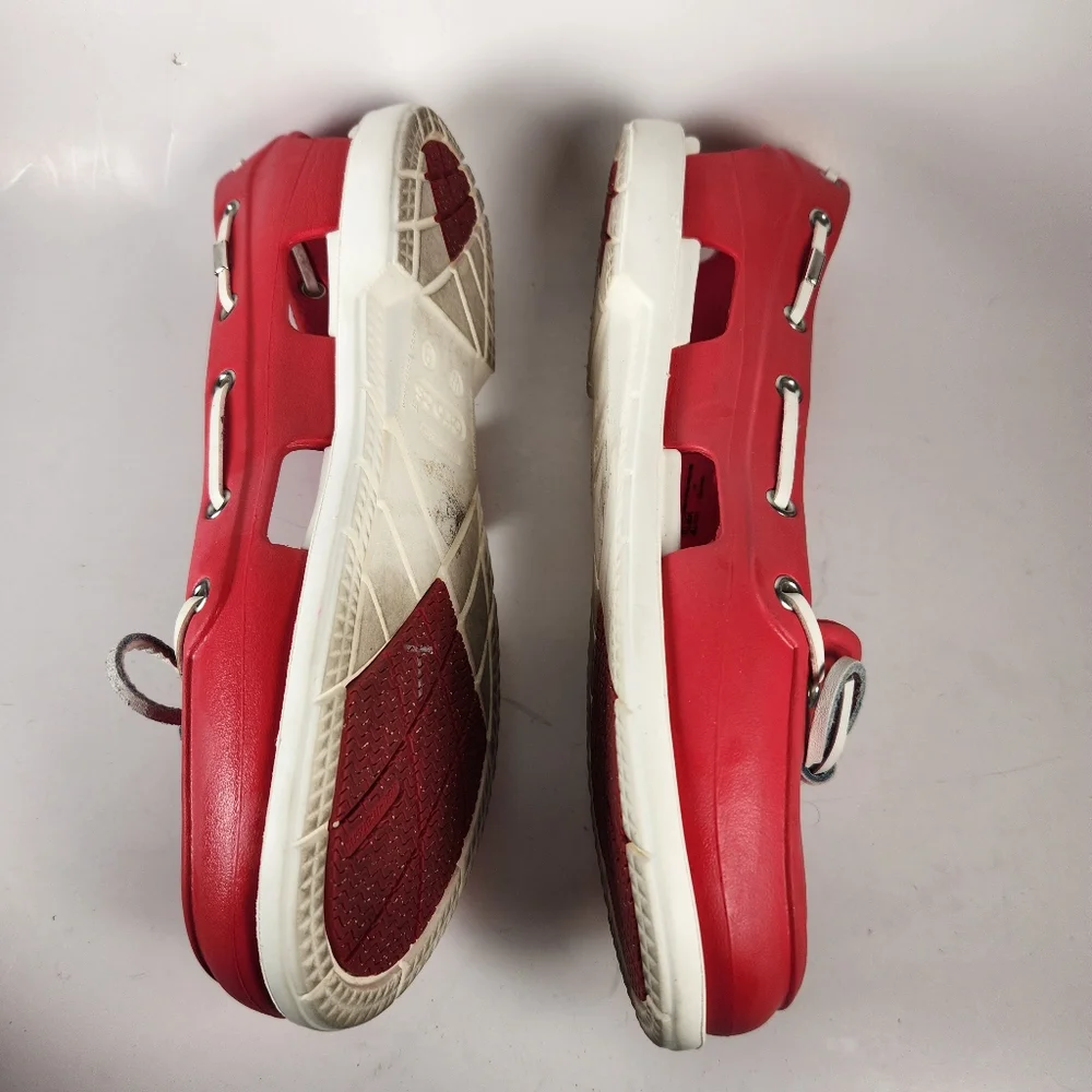 CROCS Women's Beach Line Boat Shoe Size 9 Red Comfort Slip On Lightweight - Picture 5 of 9